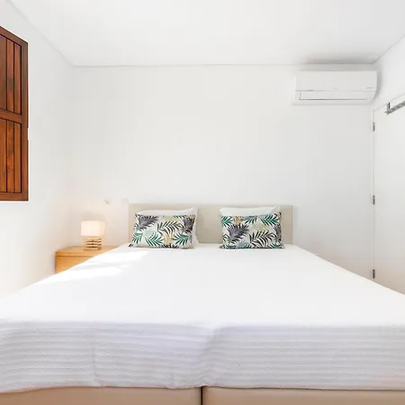 Apartment In Tavira
